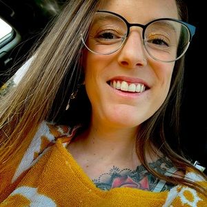 Meet your Posher, Blythe